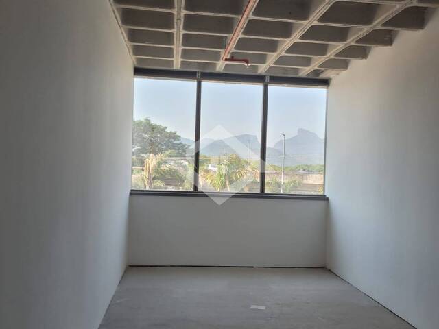 #VTR455 - Sala Comercial para Venda em Rio de Janeiro - RJ - 2