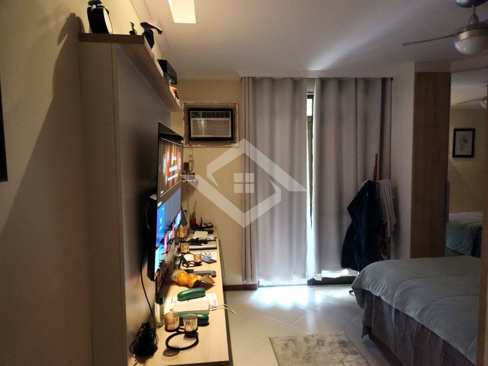 Apartamento à venda com 3 quartos, 128m² - Foto 7