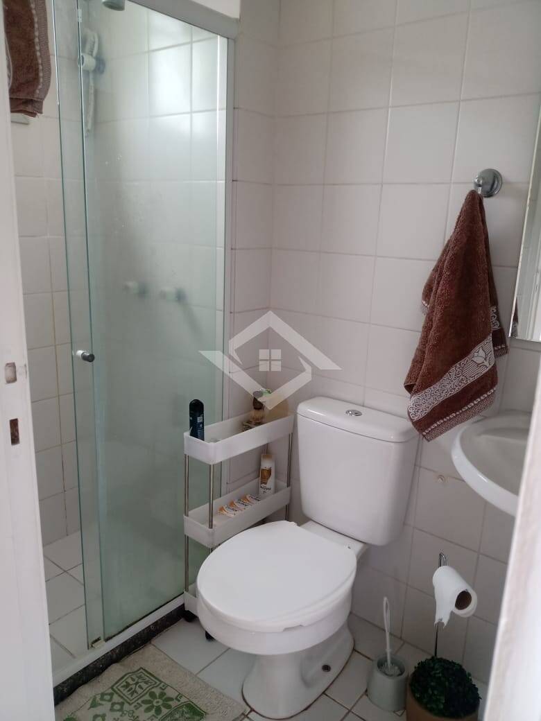 Apartamento à venda com 2 quartos, 70m² - Foto 6