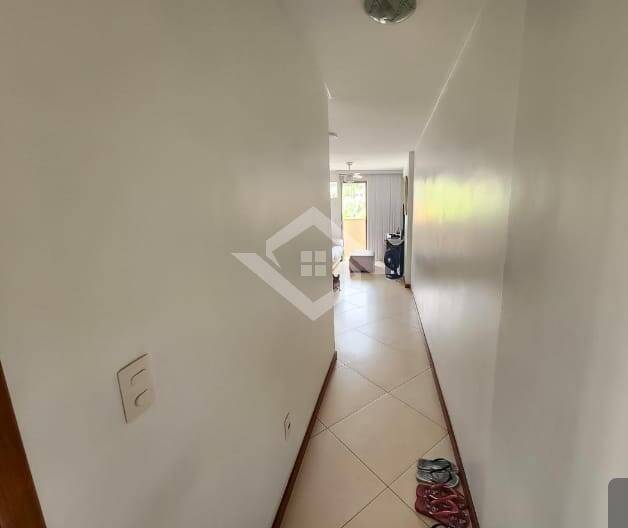 Apartamento à venda com 2 quartos, 70m² - Foto 9