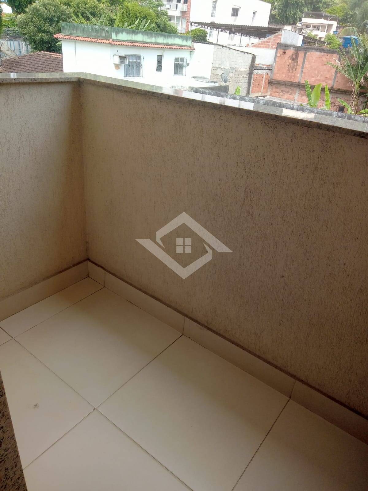 Apartamento à venda com 2 quartos, 70m² - Foto 18