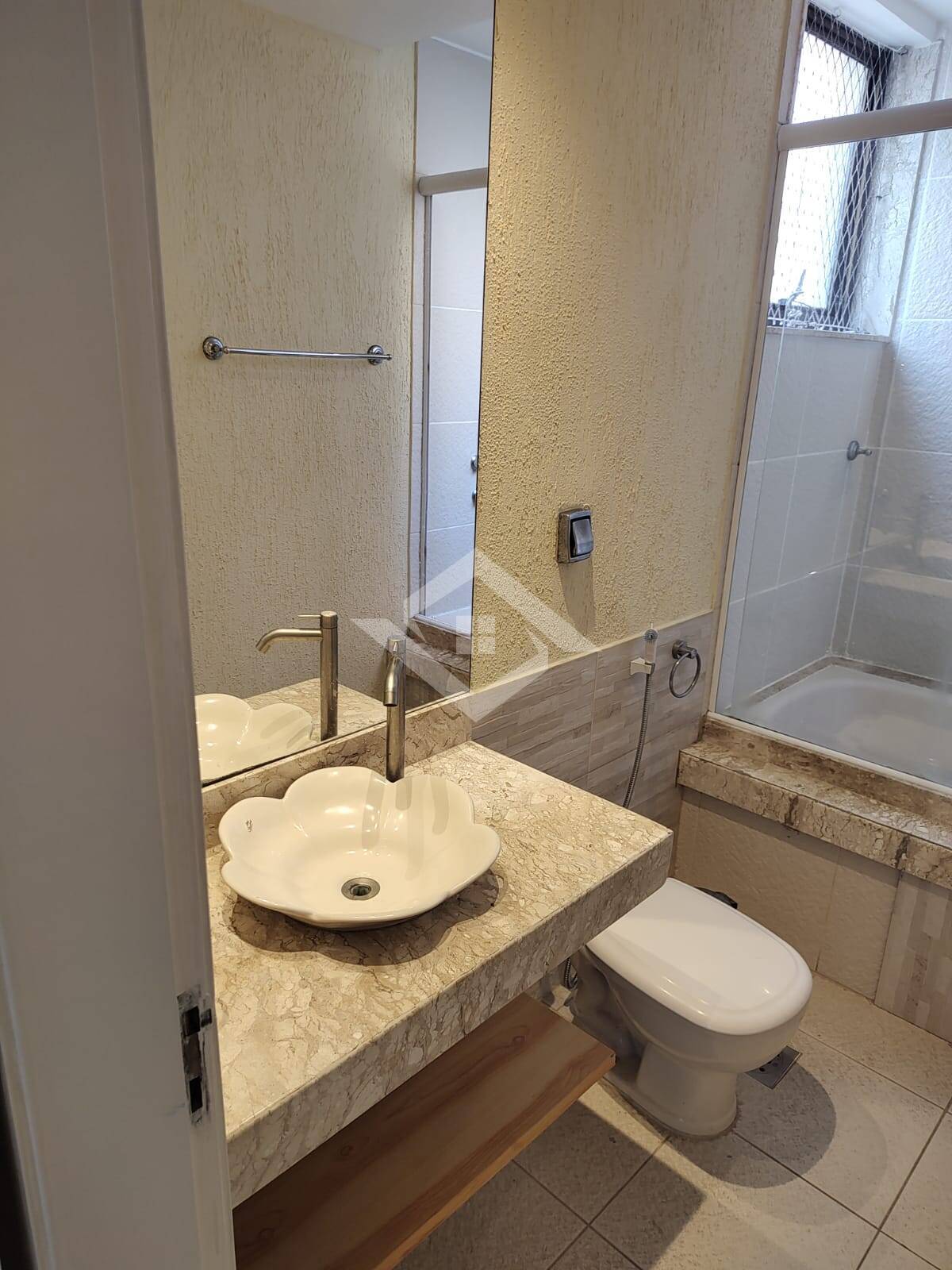 Apartamento à venda com 3 quartos, 90m² - Foto 9