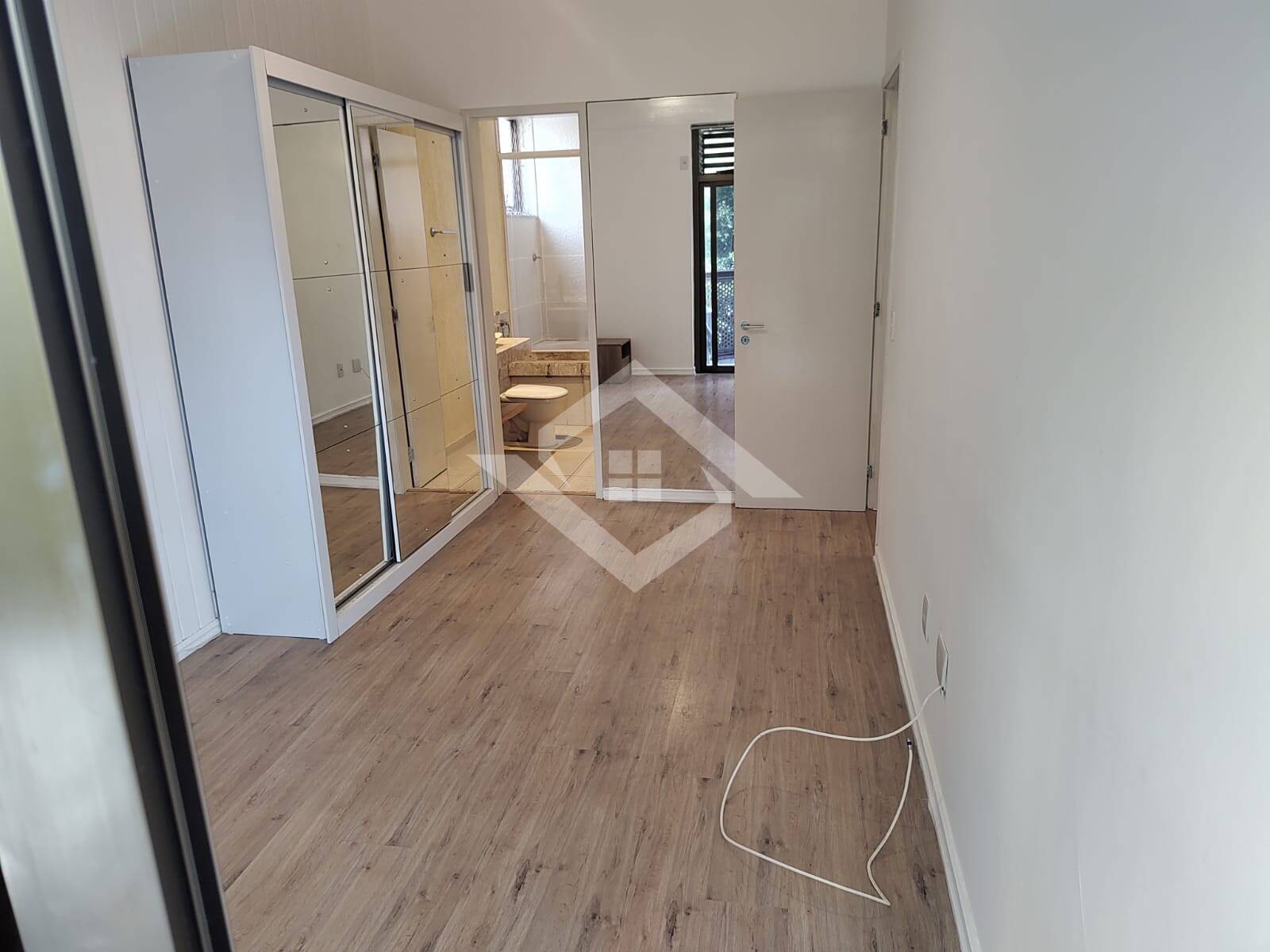 Apartamento à venda com 3 quartos, 90m² - Foto 7