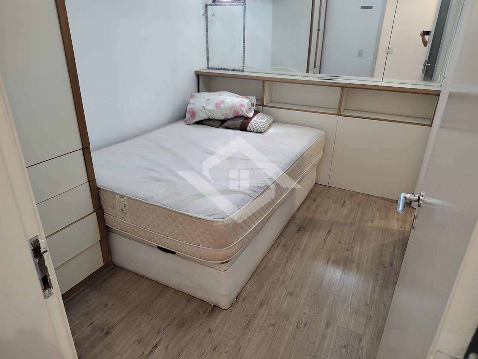 Apartamento à venda com 3 quartos, 90m² - Foto 12