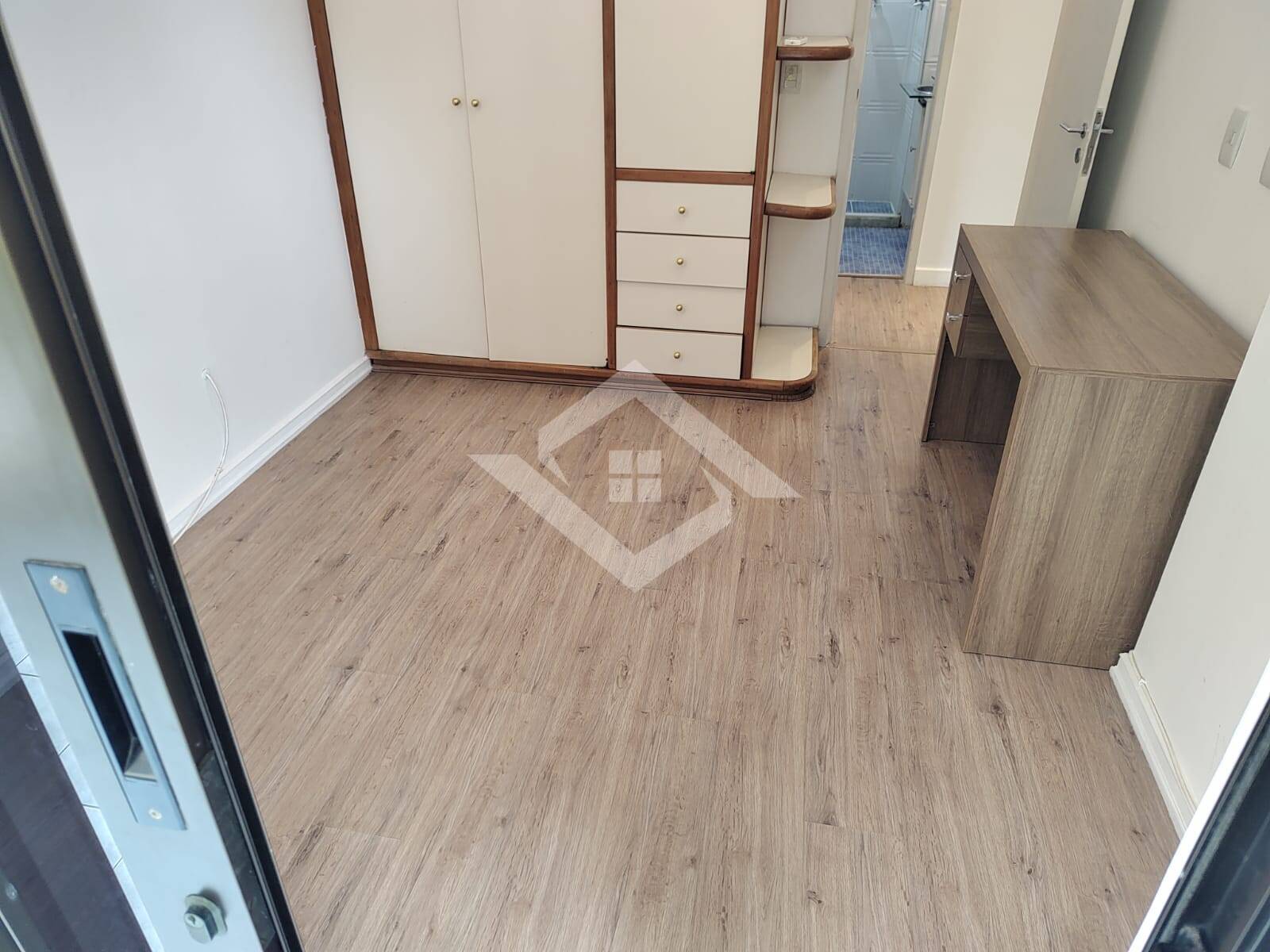 Apartamento à venda com 3 quartos, 90m² - Foto 15