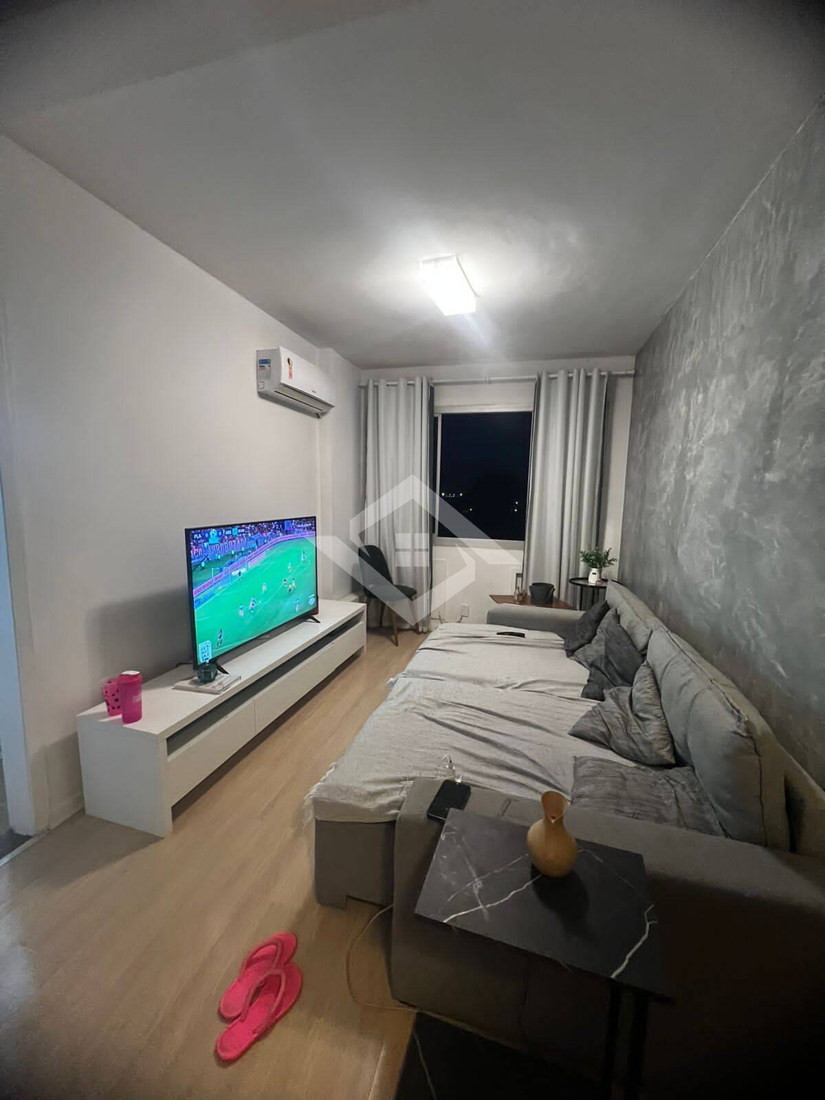 Apartamento à venda com 2 quartos, 60m² - Foto 1