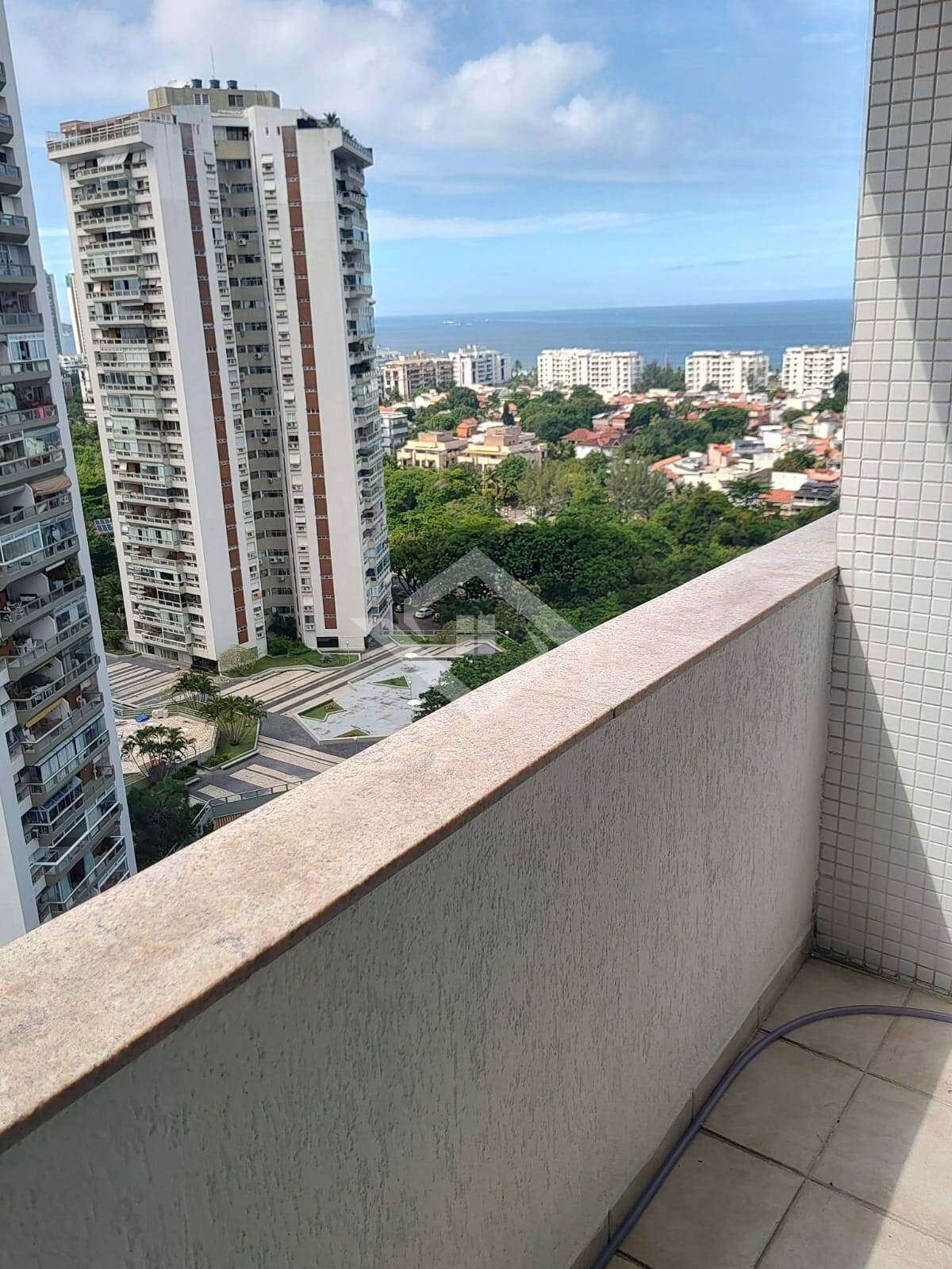 Apartamento à venda com 2 quartos, 67m² - Foto 8