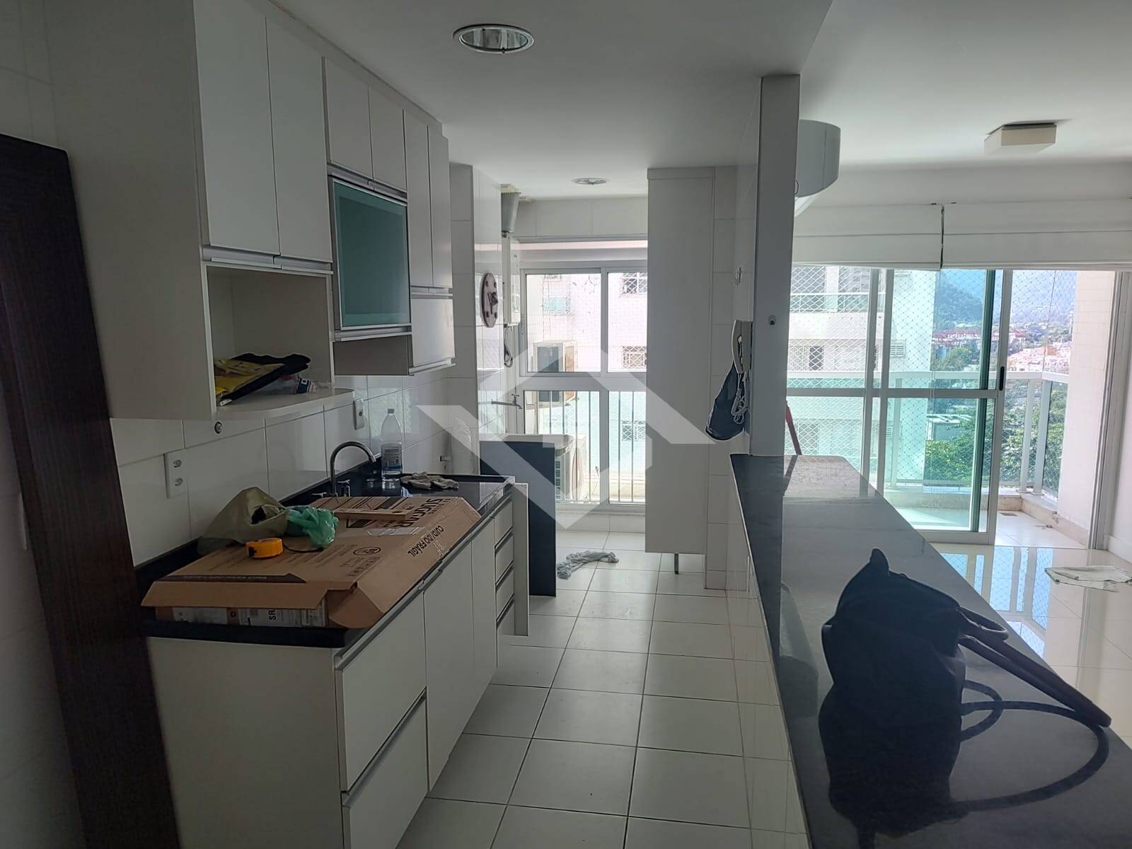 Apartamento para alugar com 2 quartos, 64m² - Foto 8