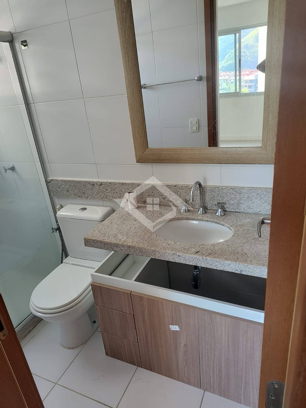 Apartamento para alugar com 2 quartos, 64m² - Foto 11