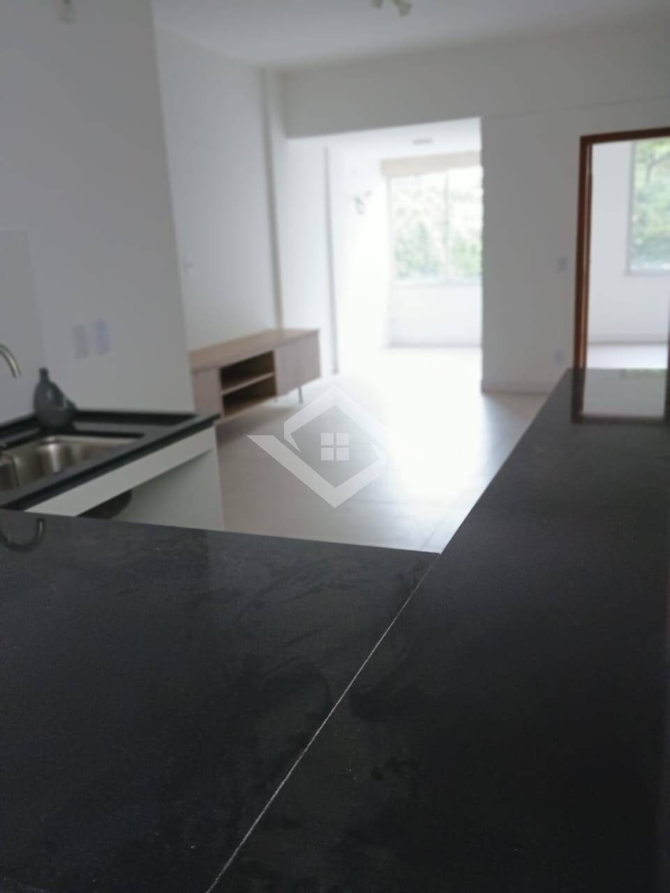 Apartamento à venda com 2 quartos, 74m² - Foto 6