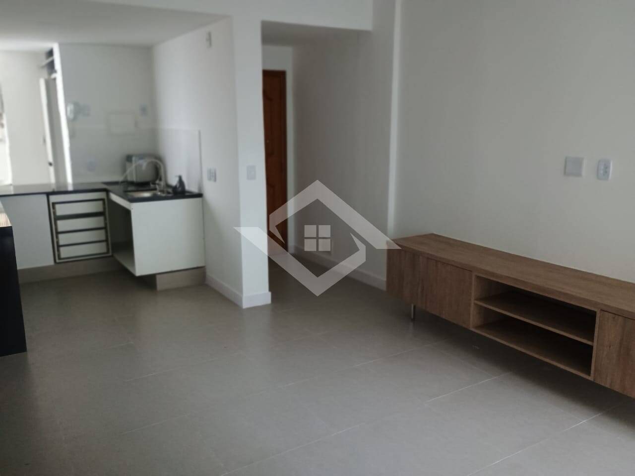 Apartamento à venda com 2 quartos, 74m² - Foto 4