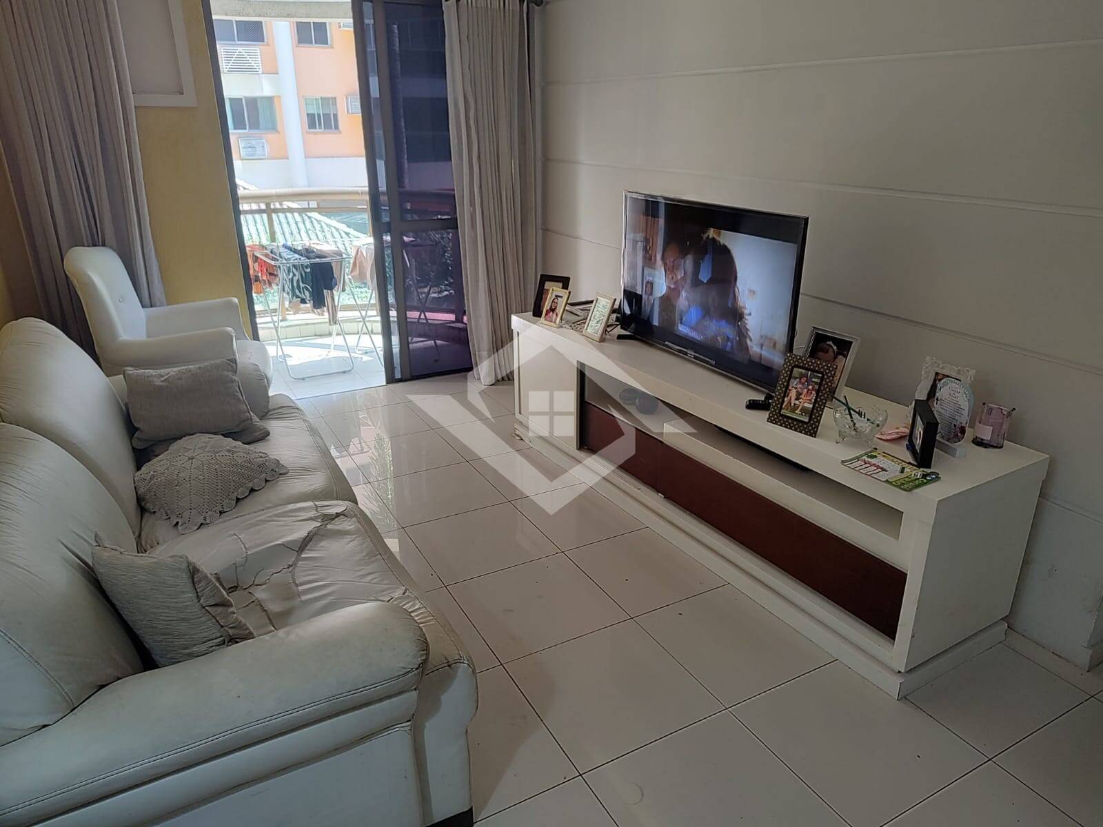 Apartamento à venda com 2 quartos, 76m² - Foto 7