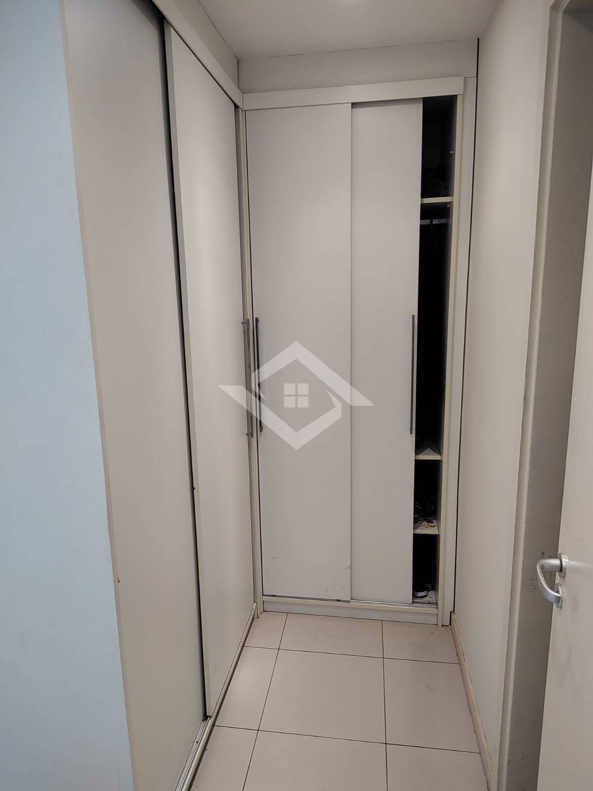 Apartamento à venda com 2 quartos, 76m² - Foto 19