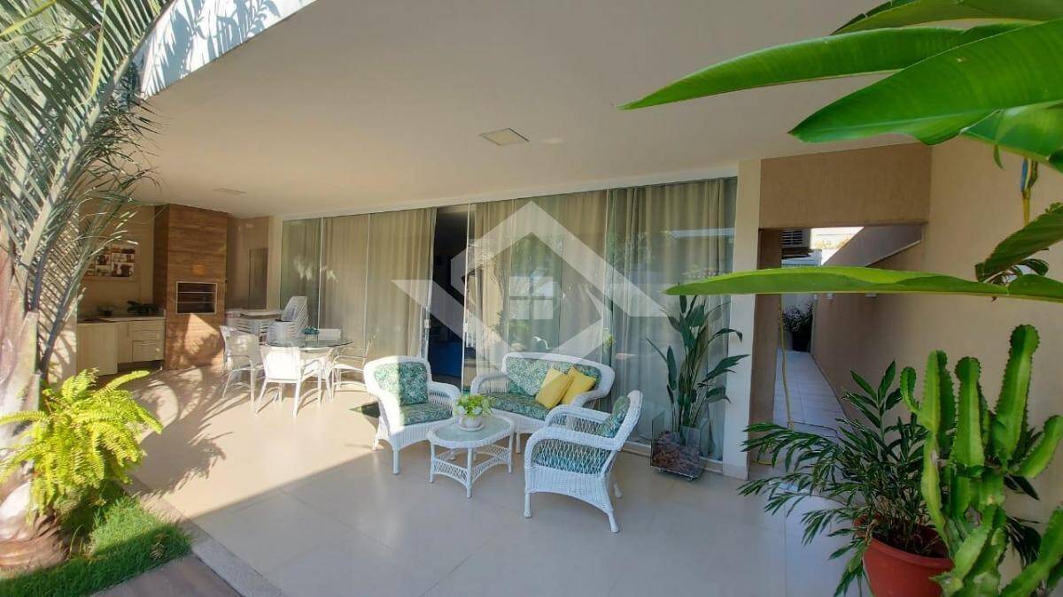 Casa à venda com 4 quartos, 430m² - Foto 5