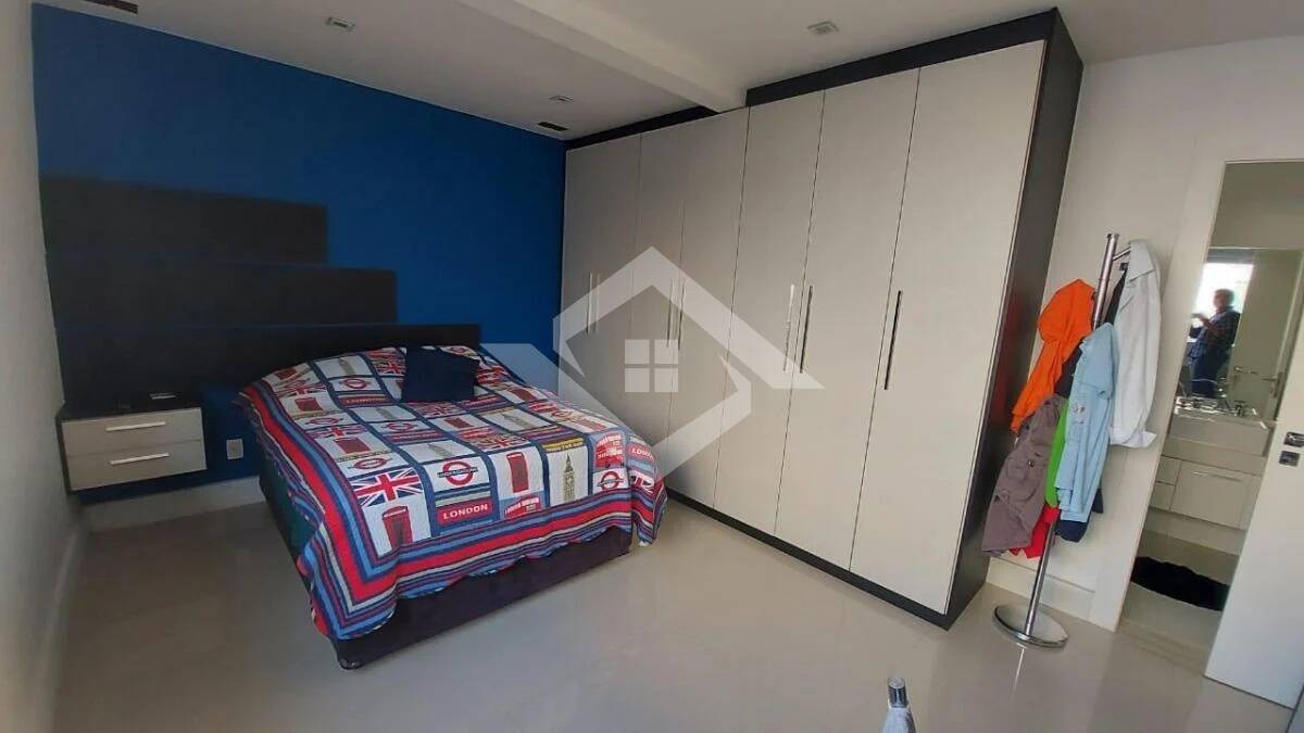 Casa à venda com 4 quartos, 430m² - Foto 6