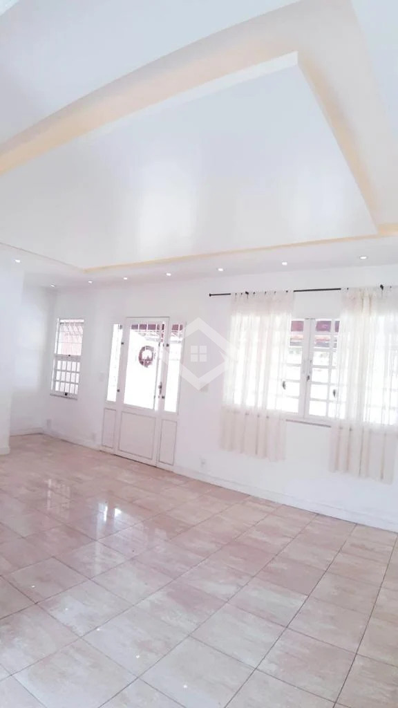 Casa à venda com 3 quartos, 270m² - Foto 18