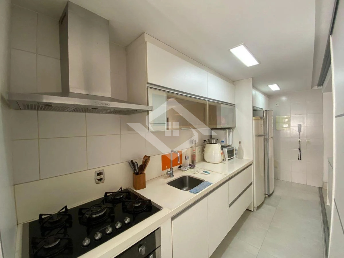 Apartamento à venda com 3 quartos, 115m² - Foto 7