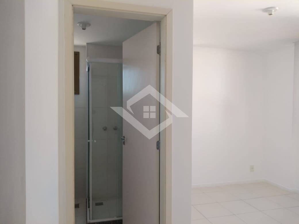 Apartamento à venda com 3 quartos, 74m² - Foto 10