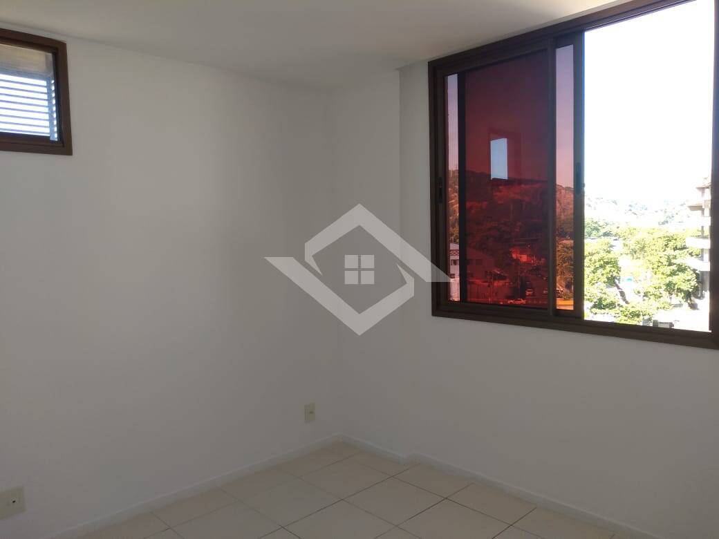 Apartamento à venda com 3 quartos, 74m² - Foto 8