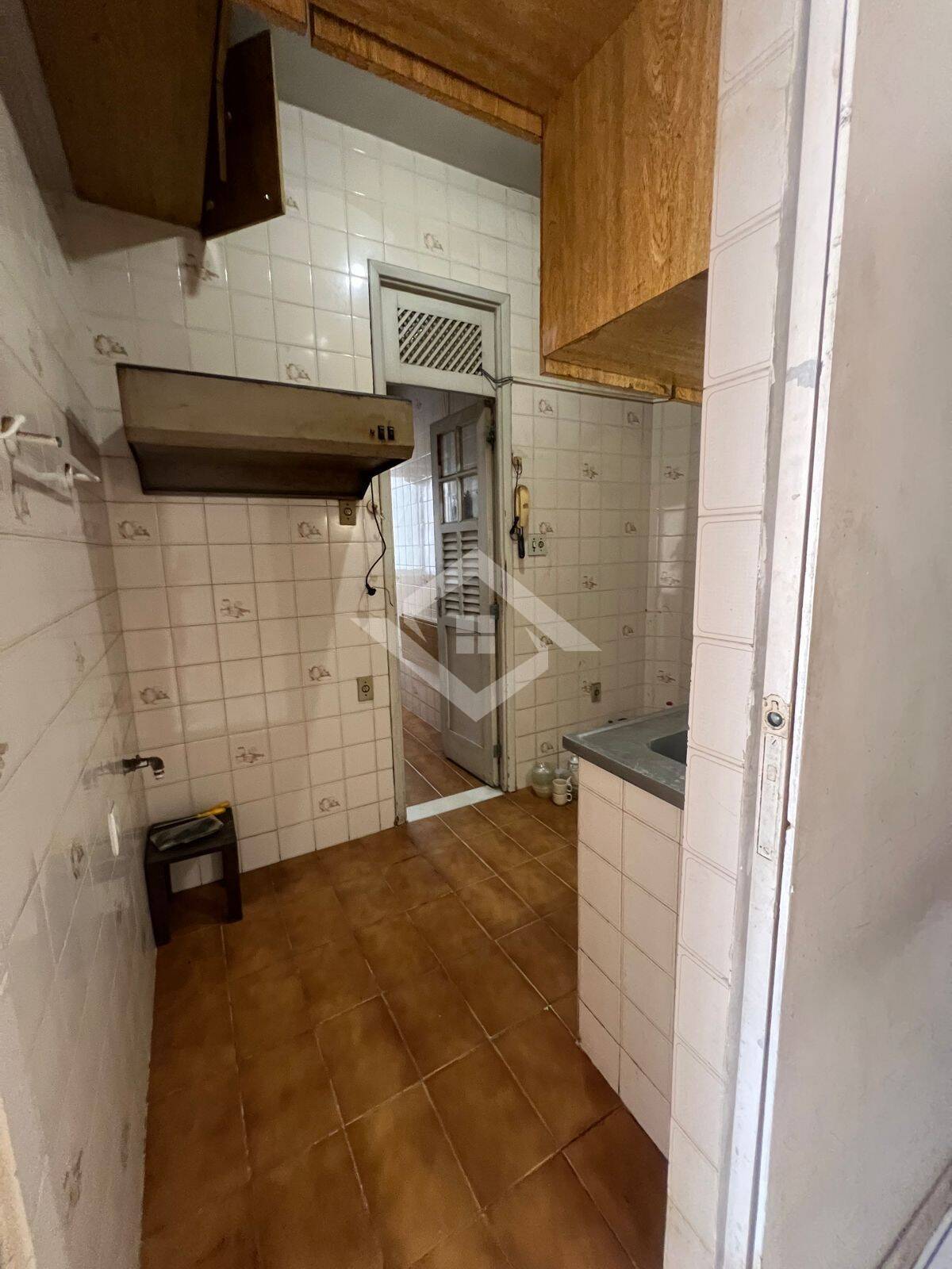 Apartamento à venda com 2 quartos, 70m² - Foto 16