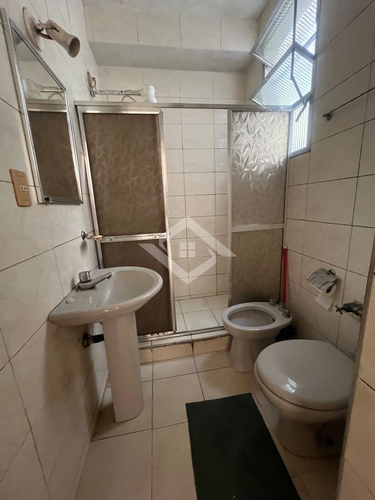 Apartamento à venda com 2 quartos, 70m² - Foto 15