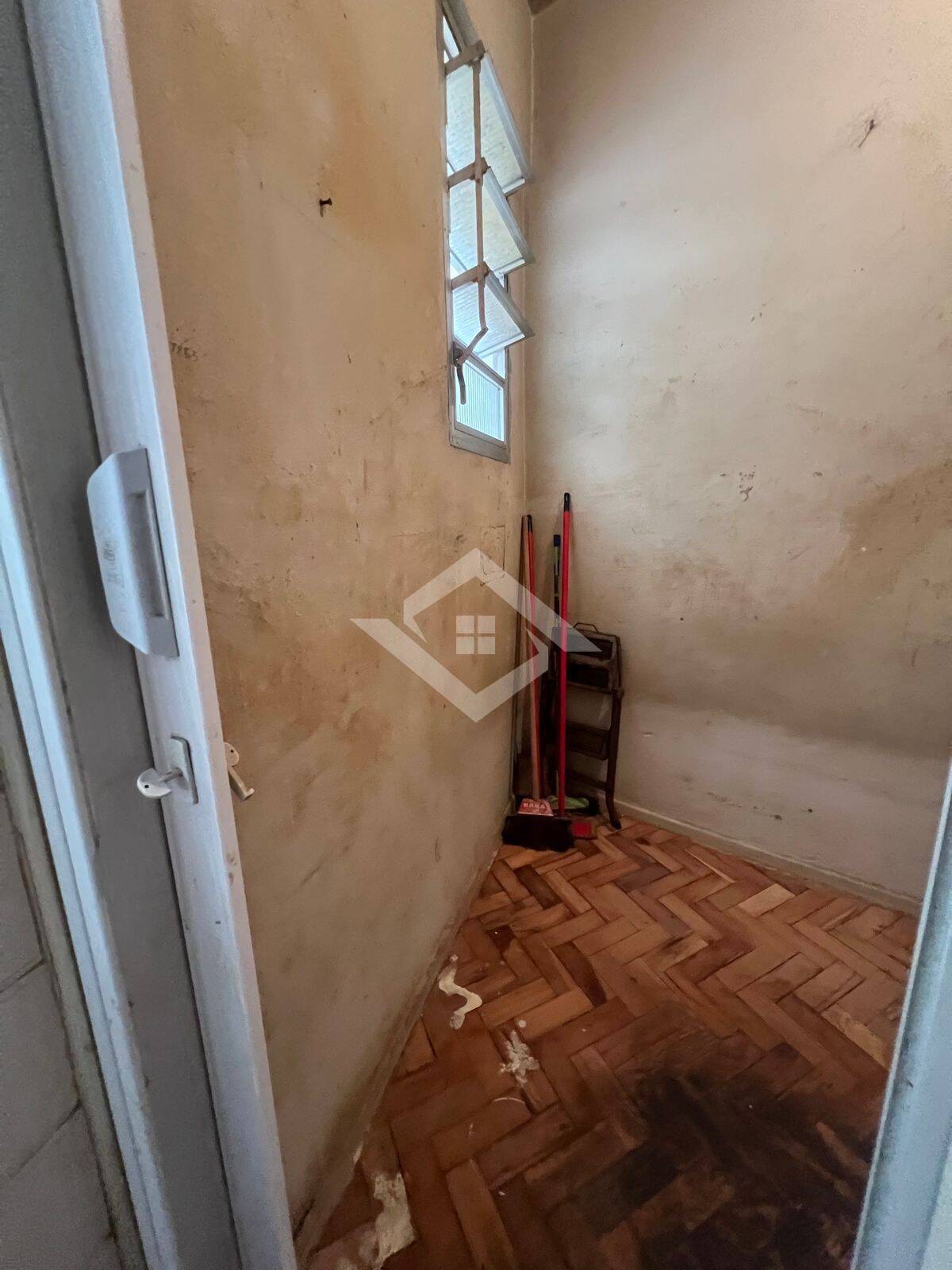 Apartamento à venda com 2 quartos, 70m² - Foto 22