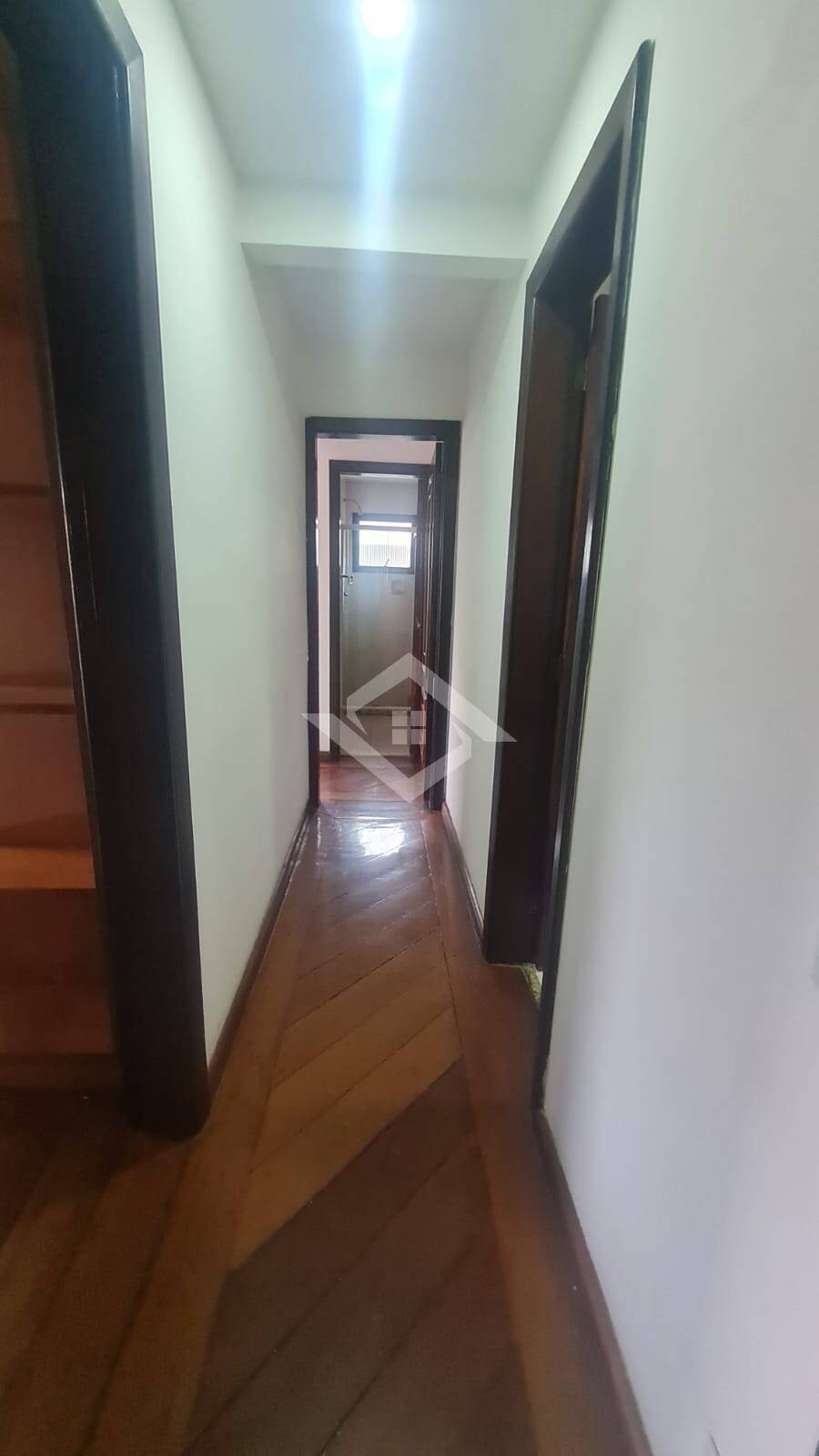 Apartamento à venda com 4 quartos, 140m² - Foto 16