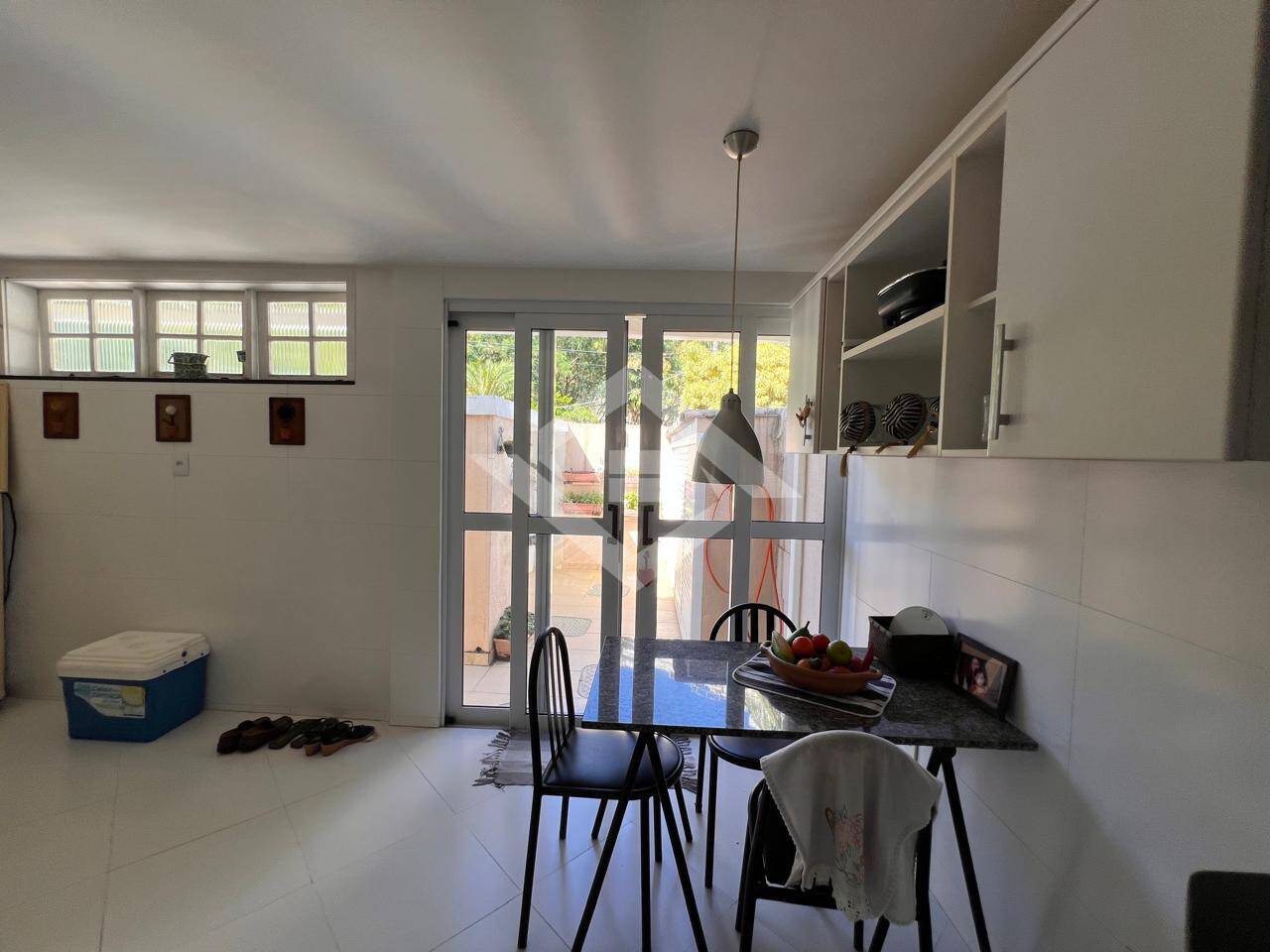 Casa à venda com 3 quartos, 177m² - Foto 13