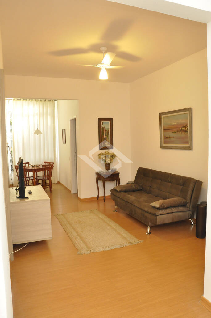 Apartamento à venda com 3 quartos, 100m² - Foto 1