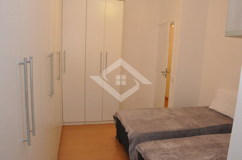 Apartamento à venda com 3 quartos, 100m² - Foto 12