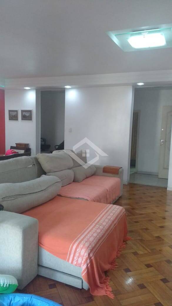 Apartamento à venda com 3 quartos, 160m² - Foto 2