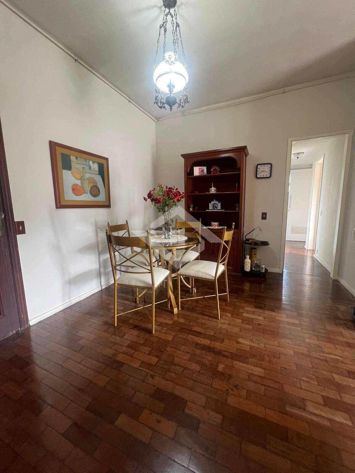 Apartamento à venda com 3 quartos, 100m² - Foto 4