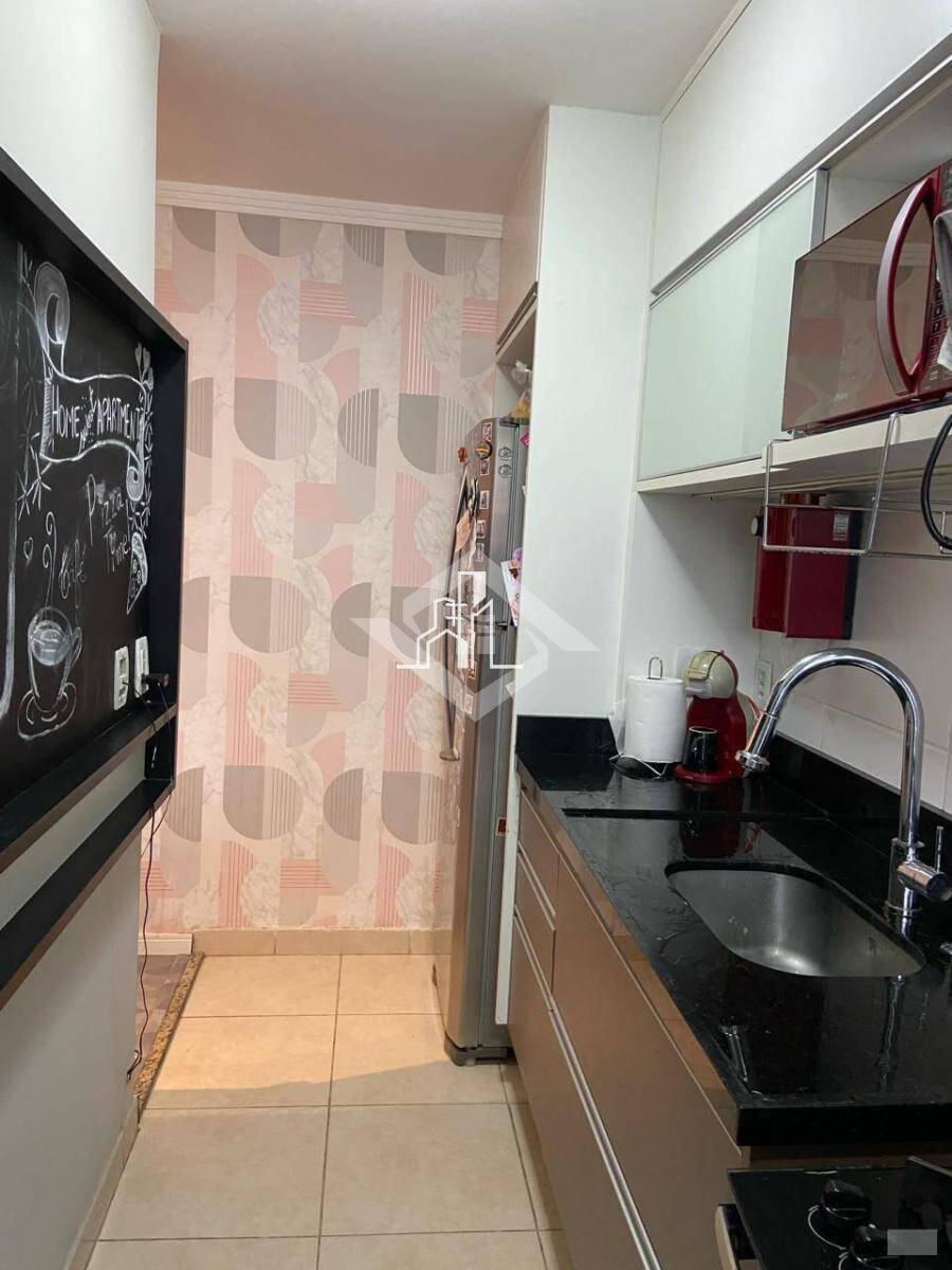 Apartamento à venda com 2 quartos, 70m² - Foto 14