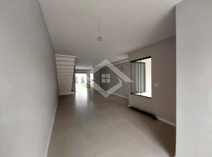 Casa à venda com 3 quartos, 170m² - Foto 4