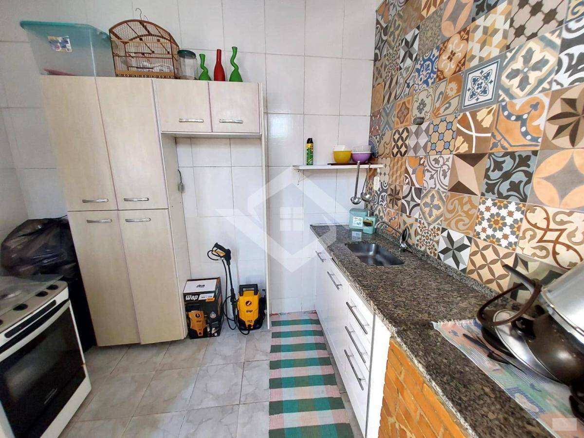 Casa à venda com 3 quartos, 140m² - Foto 28