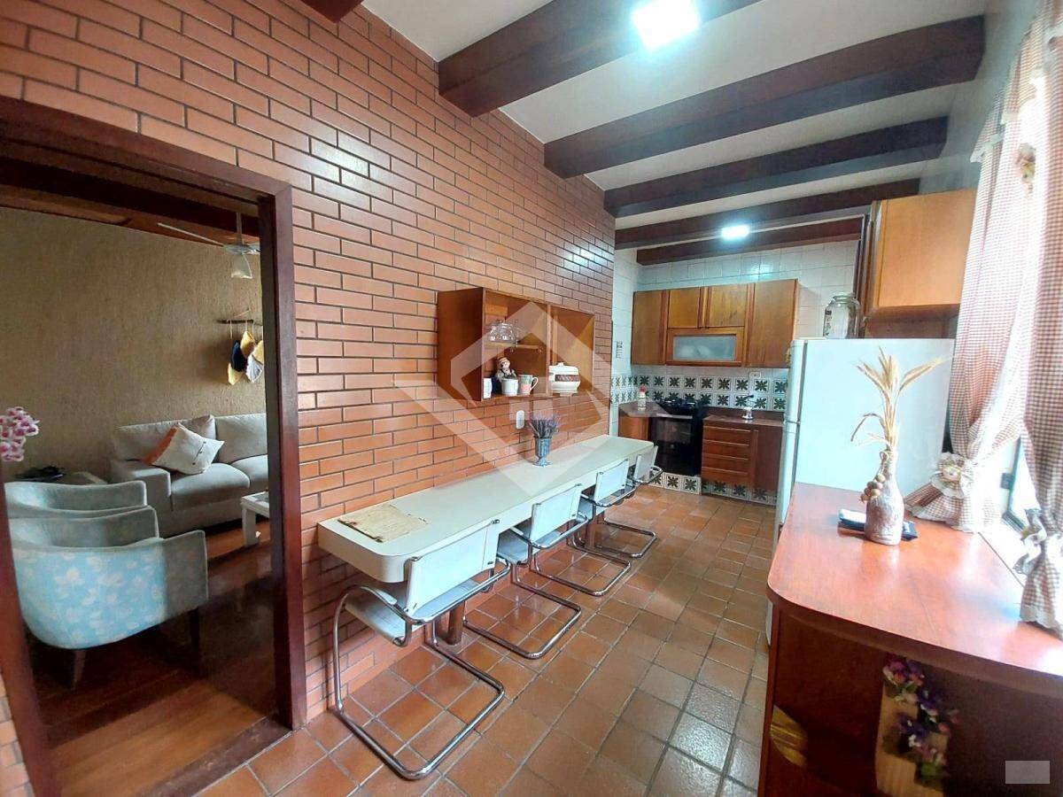 Casa à venda com 3 quartos, 280m² - Foto 12