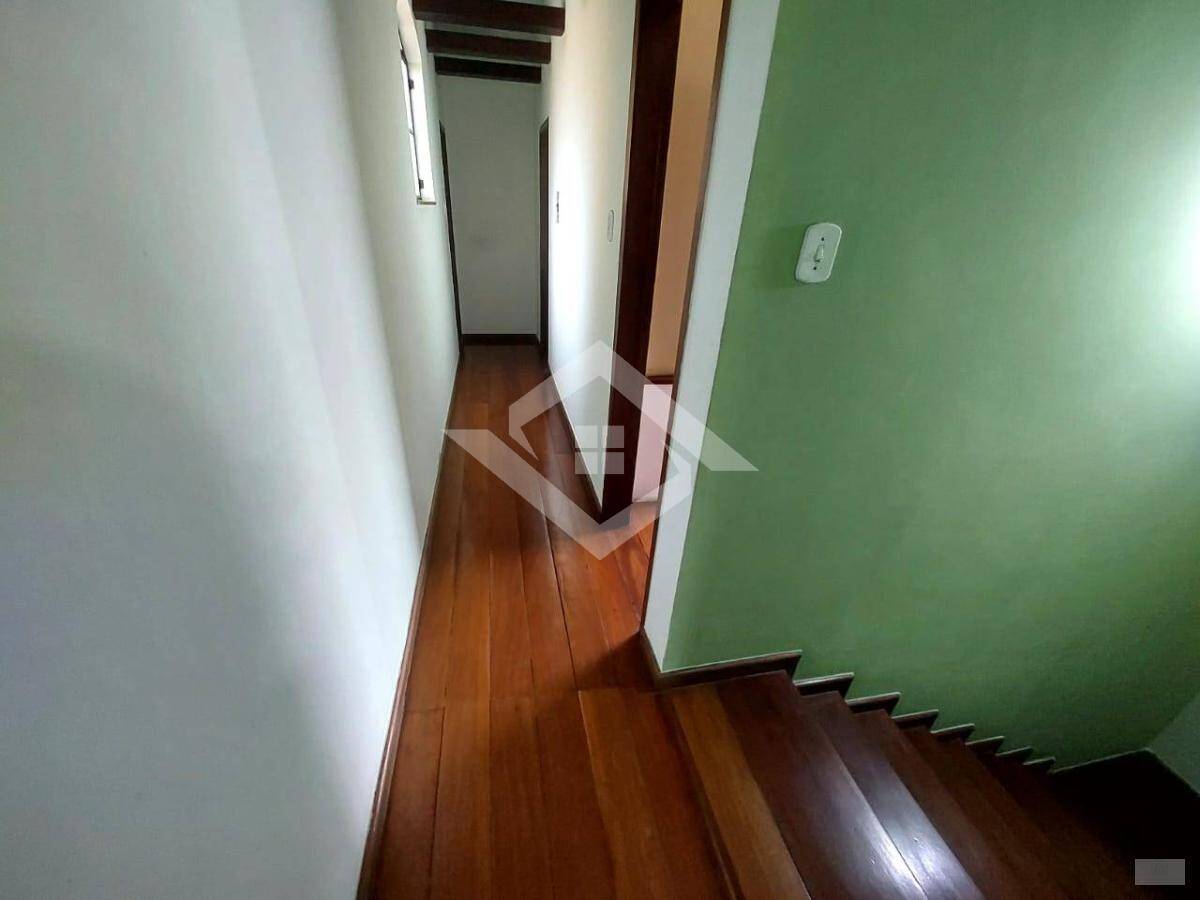 Casa à venda com 3 quartos, 280m² - Foto 13