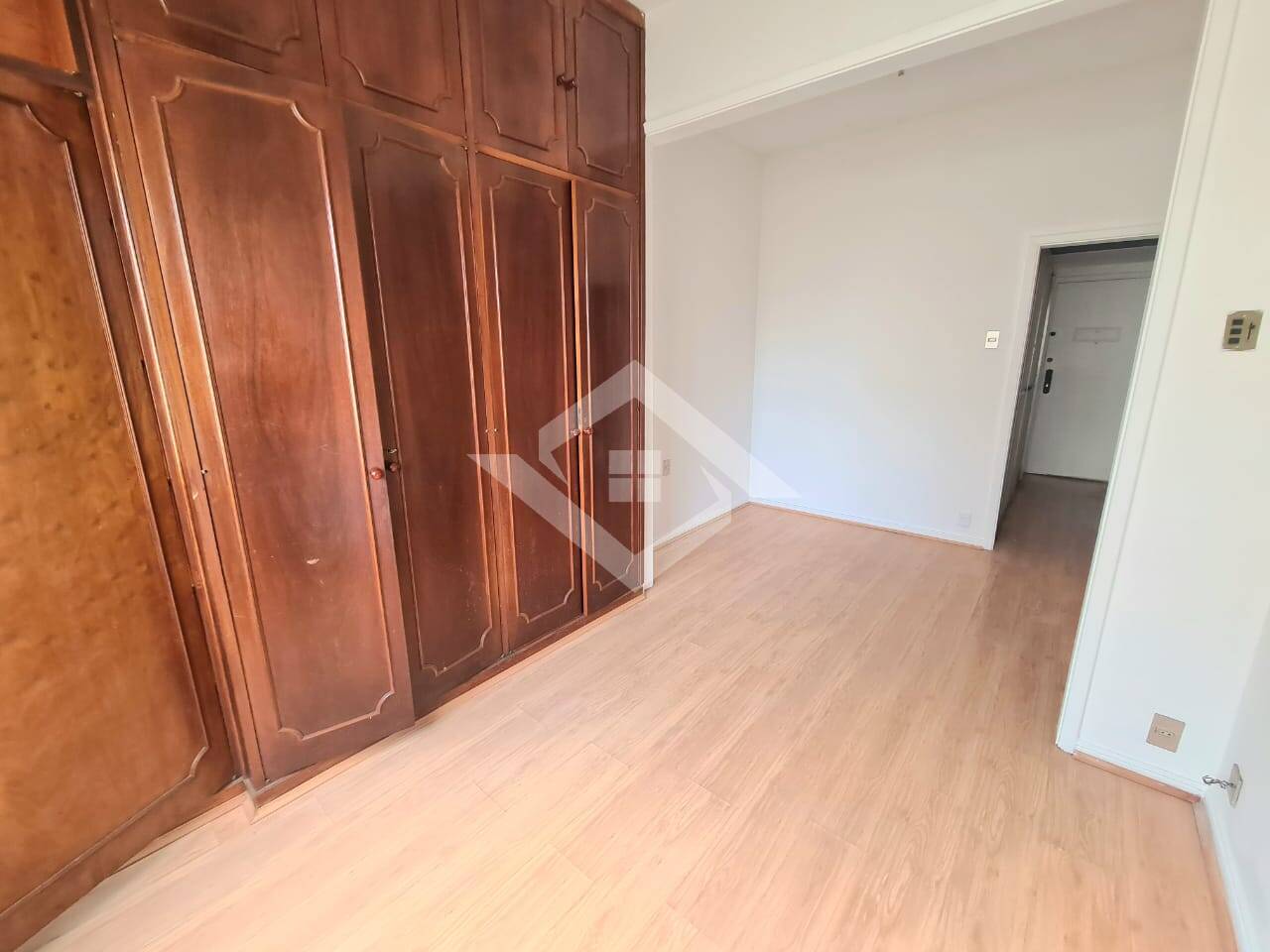 Apartamento à venda com 1 quarto, 33m² - Foto 9