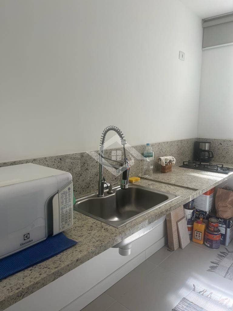 Apartamento à venda com 2 quartos, 70m² - Foto 19