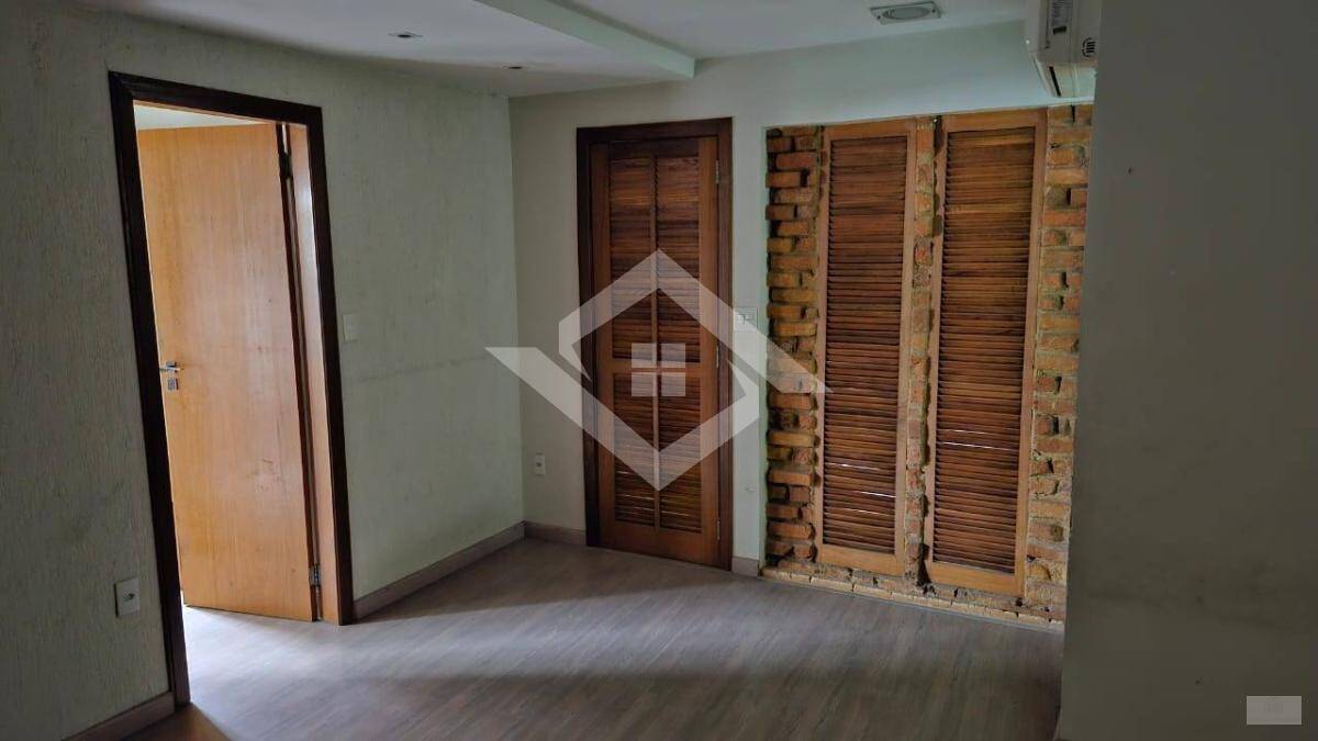 Casa à venda com 3 quartos, 150m² - Foto 2