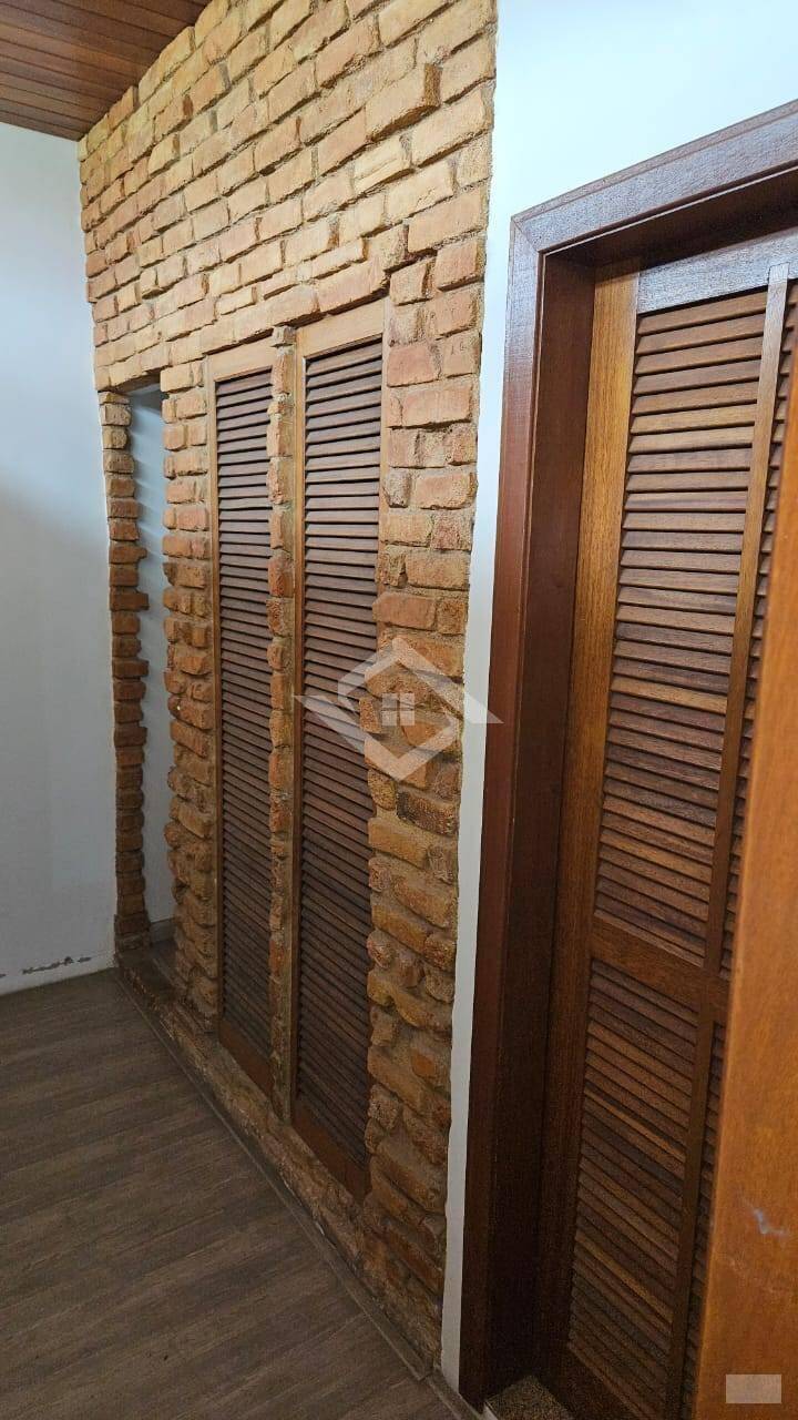 Casa à venda com 3 quartos, 150m² - Foto 4