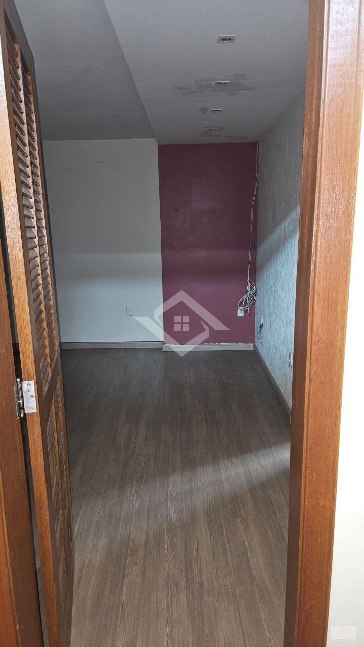 Casa à venda com 3 quartos, 150m² - Foto 11