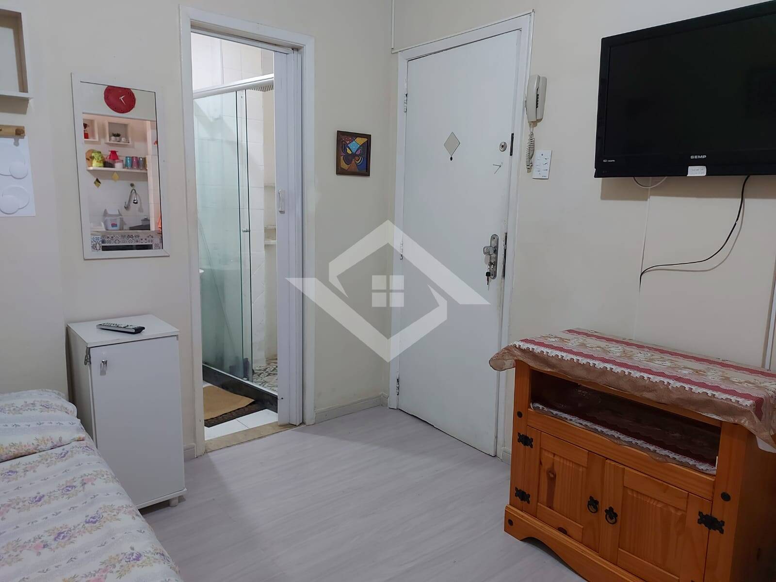 Apartamento à venda com 1 quarto, 29m² - Foto 1