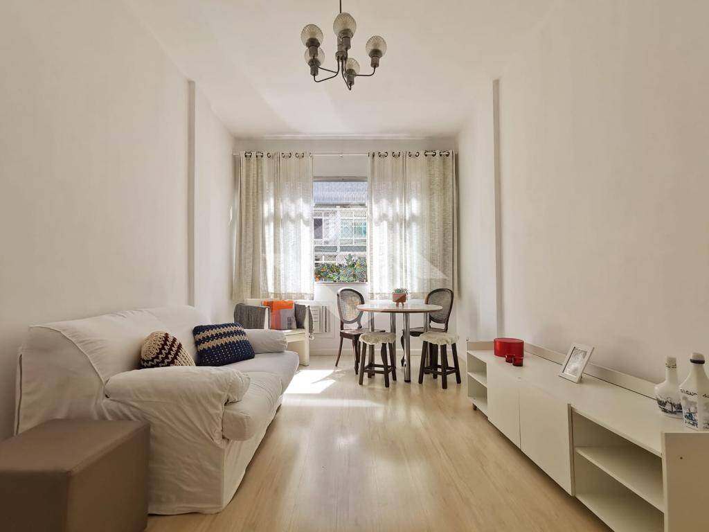 Apartamento à venda com 1 quarto, 50m² - Foto 4