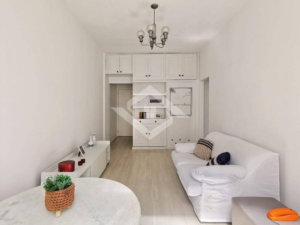 Apartamento à venda com 1 quarto, 50m² - Foto 8