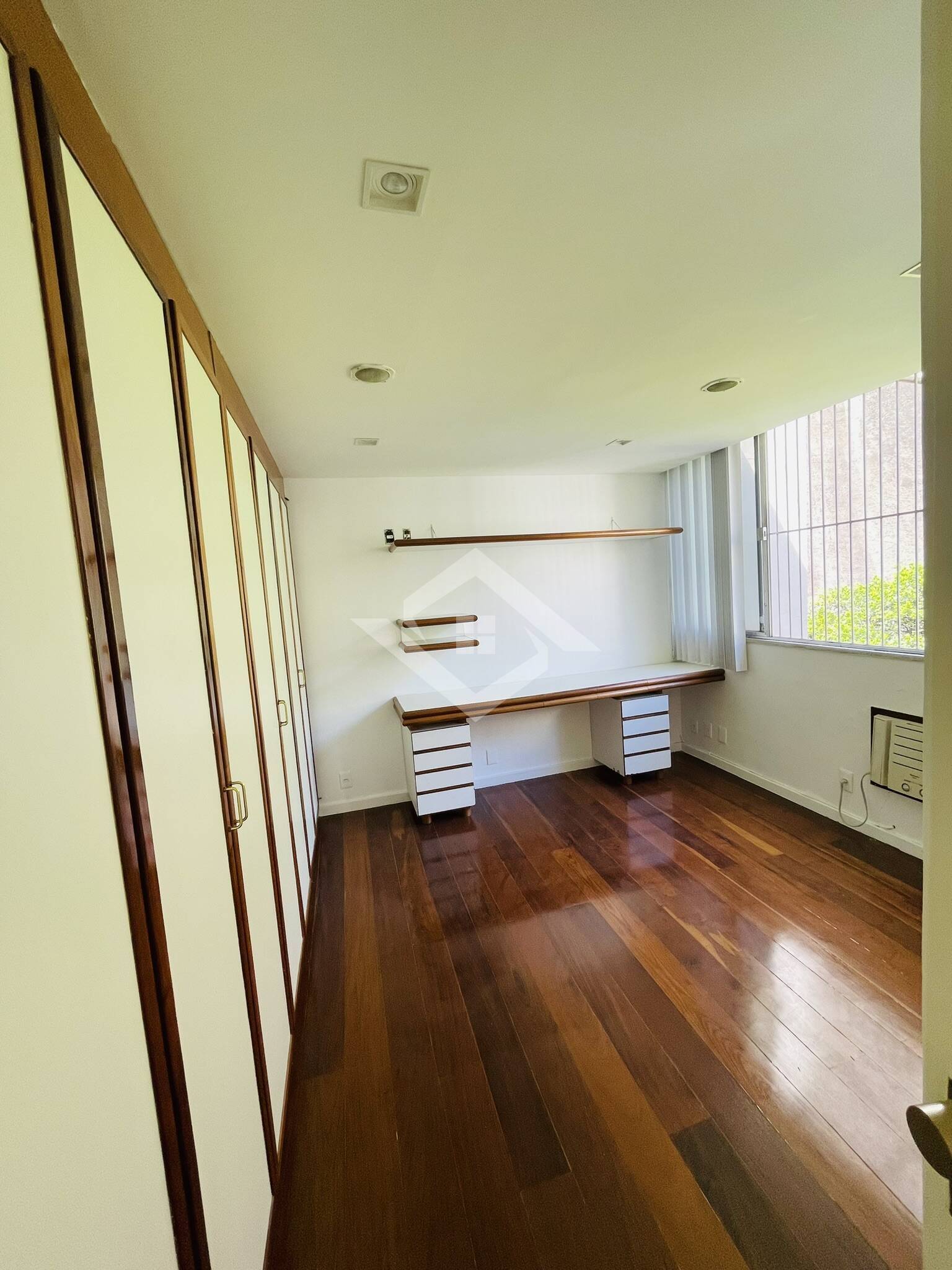 Cobertura à venda com 5 quartos, 250m² - Foto 35