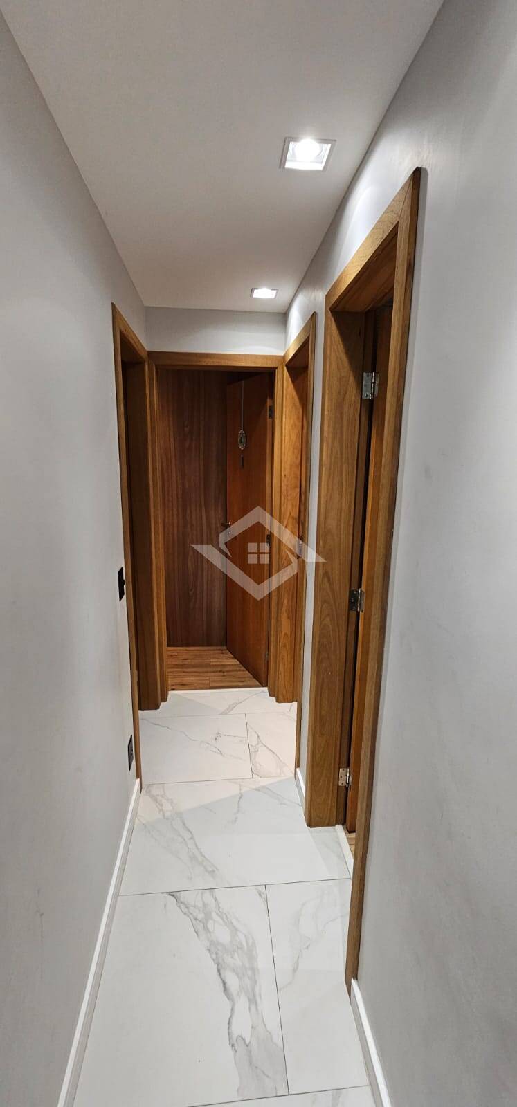 Apartamento à venda com 3 quartos, 95m² - Foto 11