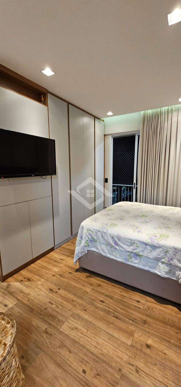 Apartamento à venda com 3 quartos, 95m² - Foto 17