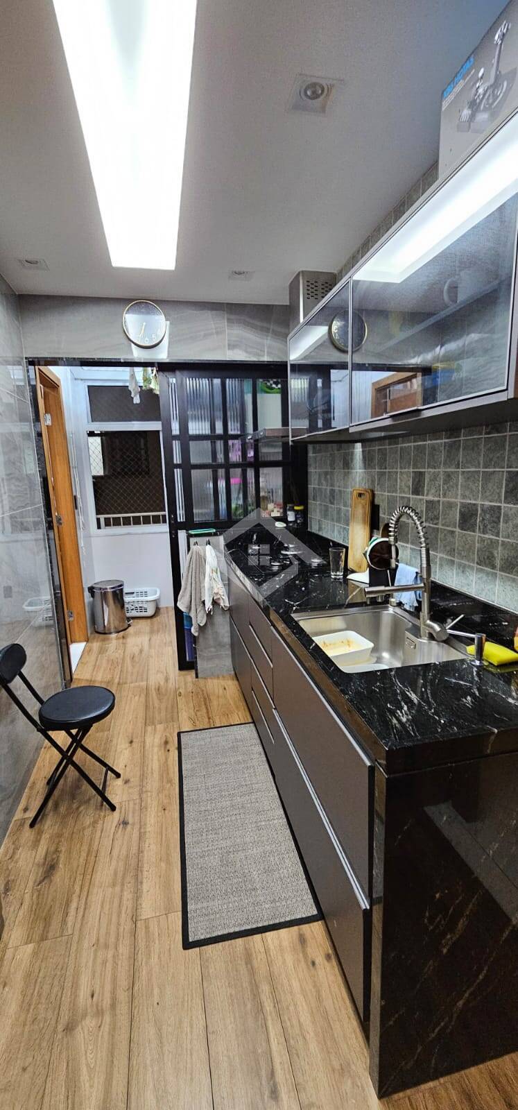 Apartamento à venda com 3 quartos, 95m² - Foto 22