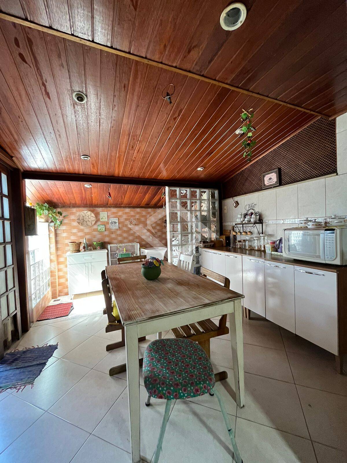 Casa à venda com 4 quartos, 130m² - Foto 9